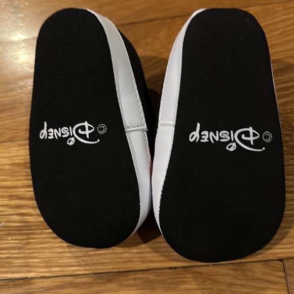 Disney Mickey Mouse Red and Black Infant Shoes~6-9 Months - Picture 9 of 12